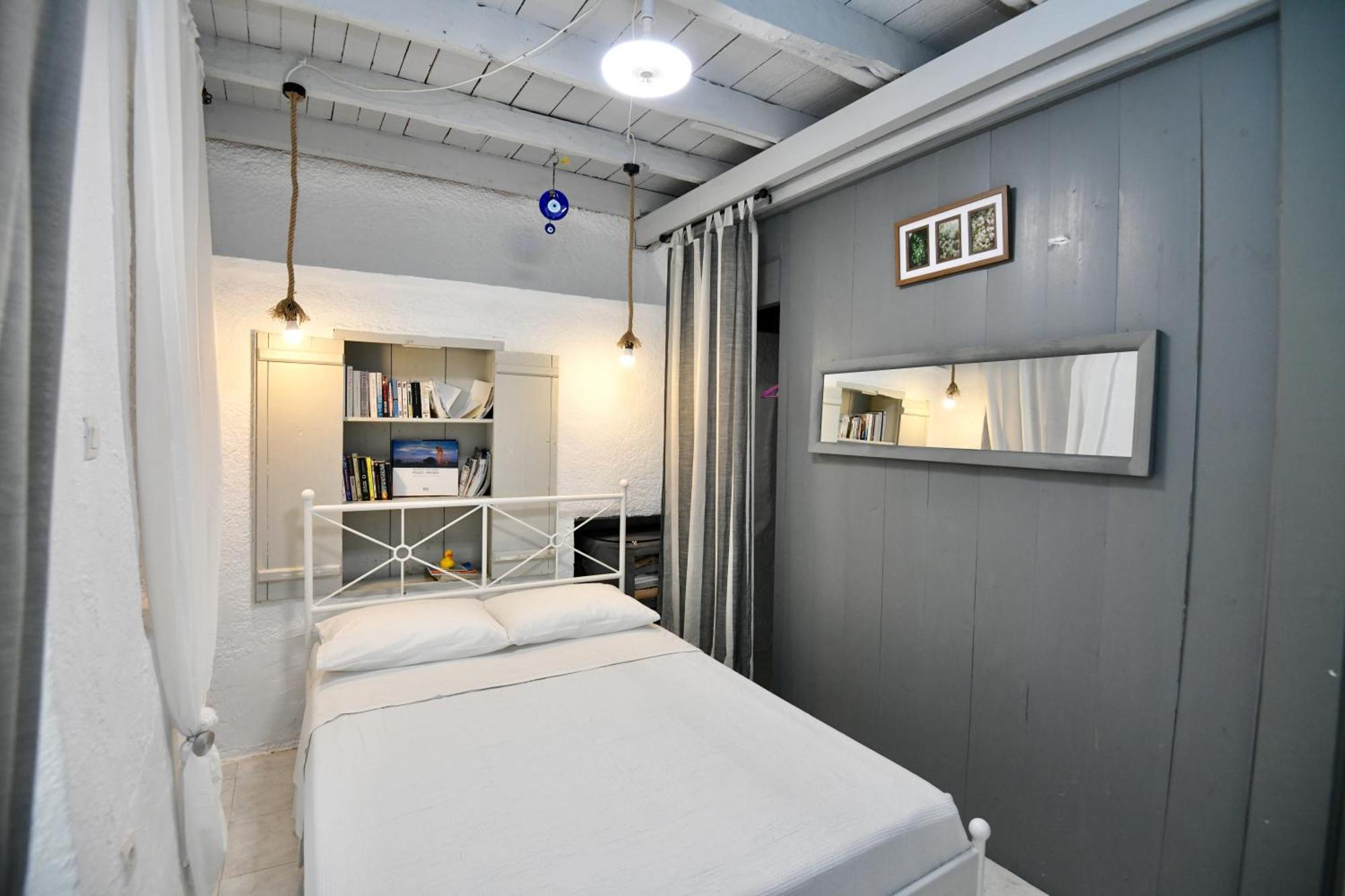 Penelope Garden House Old Town Apartment