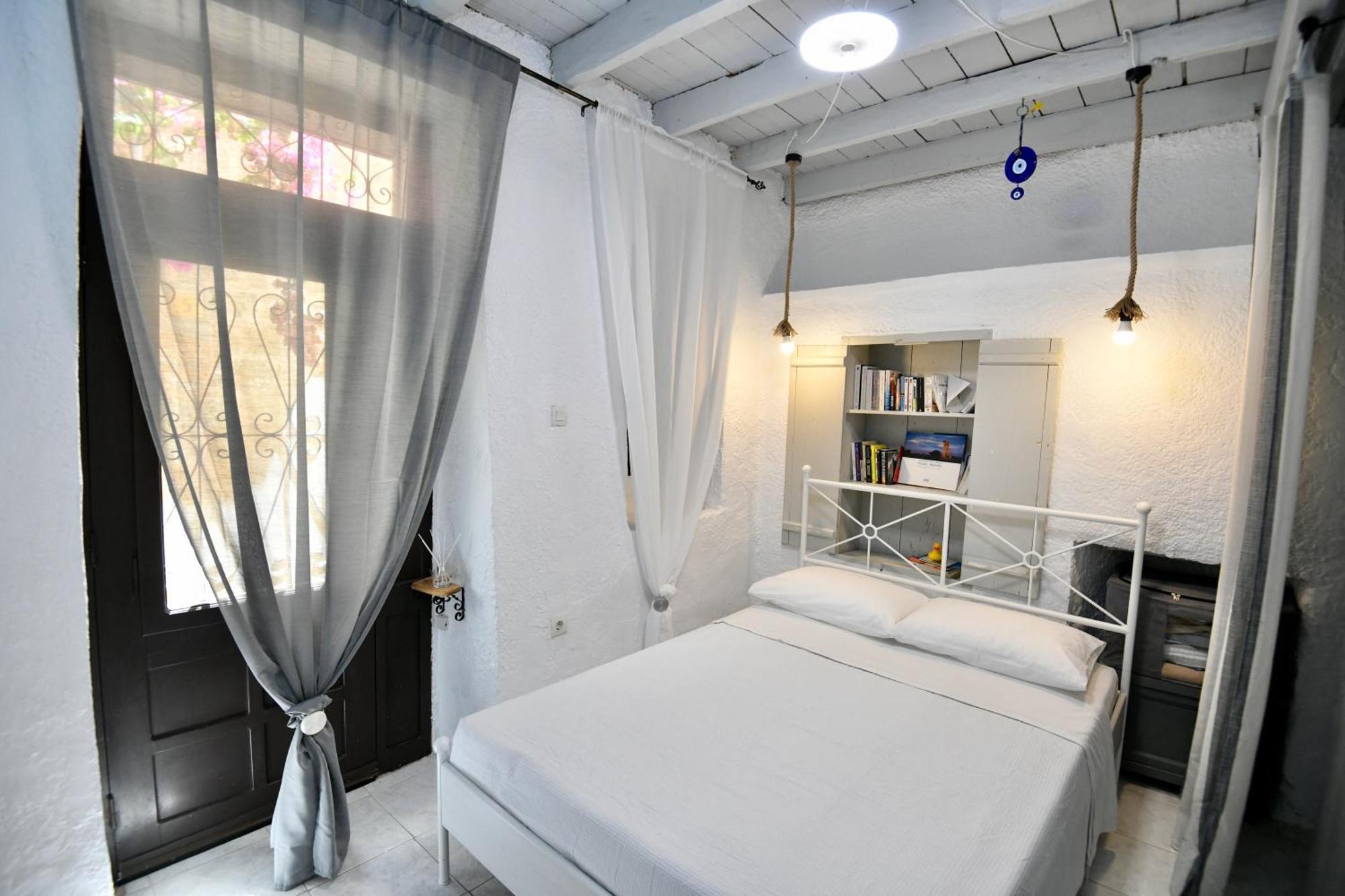Apartment Penelope Garden House Old Town Rhodes City